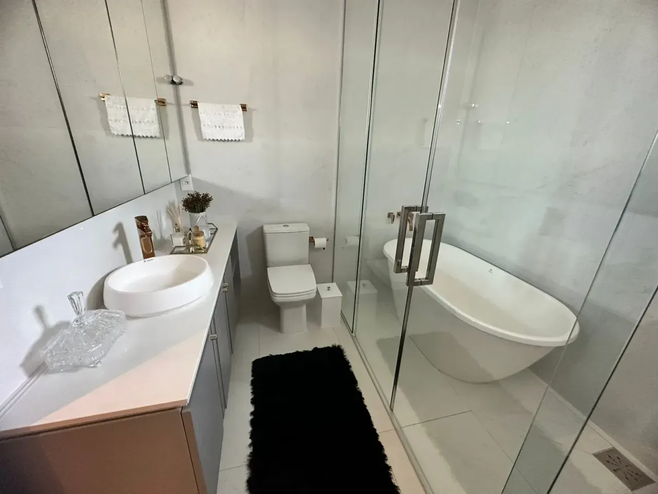 Apartamento com 4 suítes, 2 vagas, churrasqueira a carvão no Centro de Balneário Camboriú — foto 19