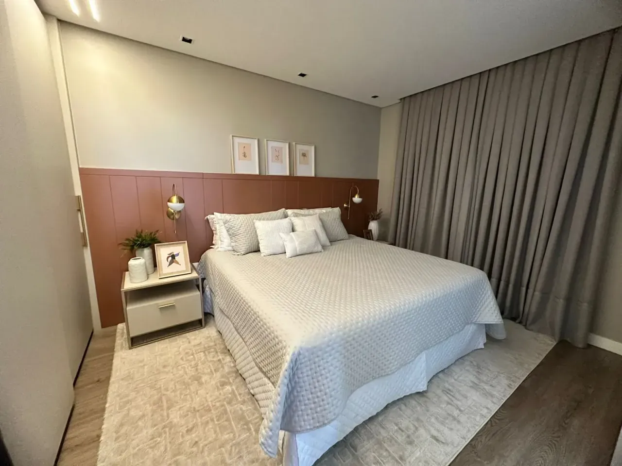 Apartamento com 4 suítes, 2 vagas, churrasqueira a carvão no Centro de Balneário Camboriú — foto 24