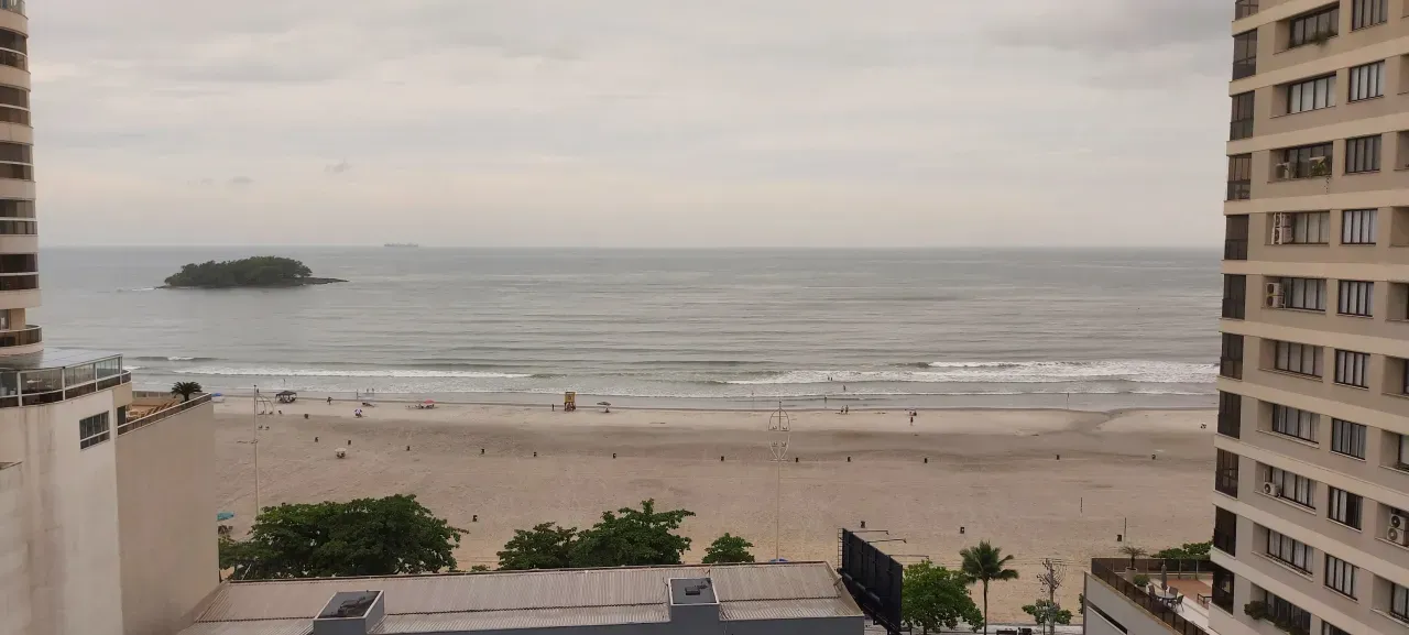 Amplo Apartamento Quadra Mar, 3 dormitórios sendo 1 suíte no Centro de Balneário Camboriú — foto 23