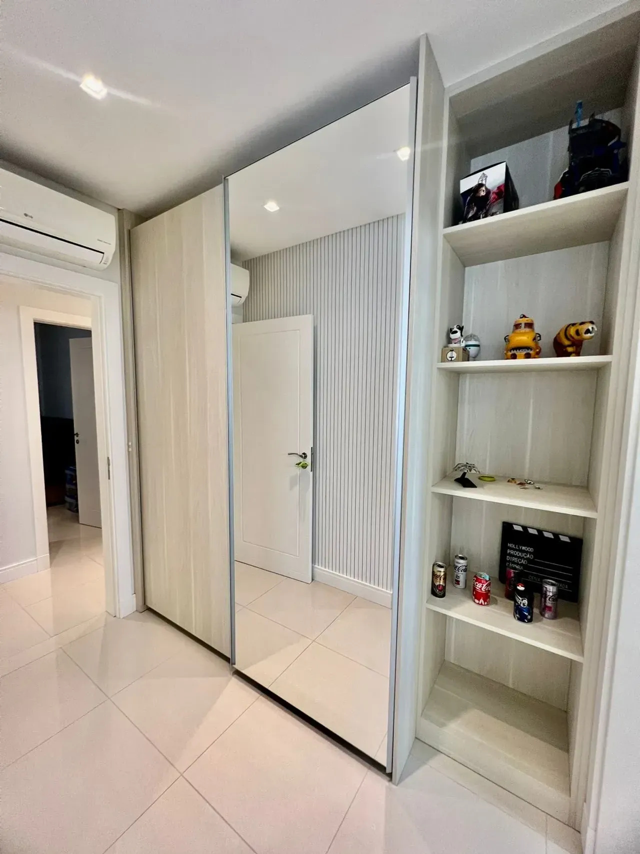 Excelente apartamento pronto para morar, padrão Embraed, com 3 suítes no Centro de Balneário Camboriú — foto 20