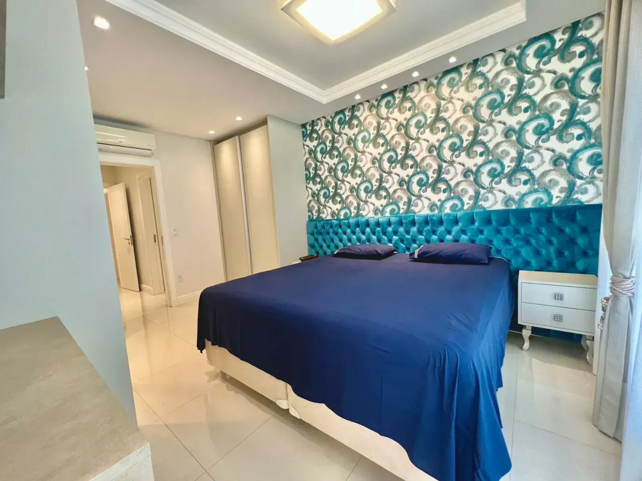Excelente apartamento pronto para morar, padrão Embraed, com 3 suítes no Centro de Balneário Camboriú — foto 13