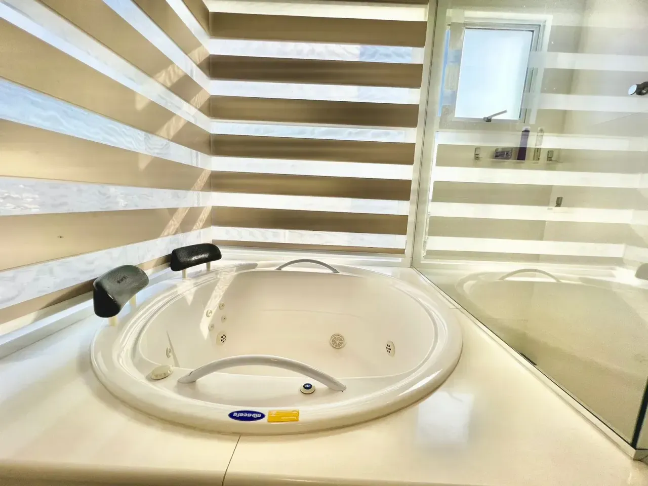 Excelente apartamento pronto para morar, padrão Embraed, com 3 suítes no Centro de Balneário Camboriú — foto 16