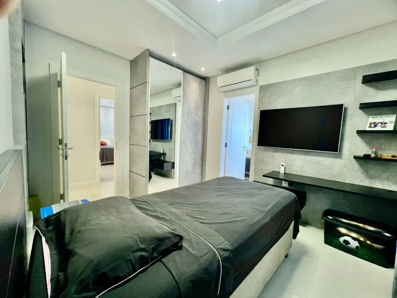 Excelente apartamento pronto para morar, padrão Embraed, com 3 suítes no Centro de Balneário Camboriú — foto 24