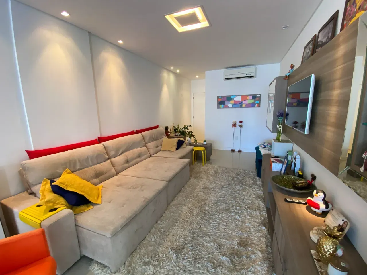 Apartamento Mobiliado com 3 dormitórios sendo 1 suíte e 2 vagas no Bairro Pioneiros em Balneário Camboriú — foto 19