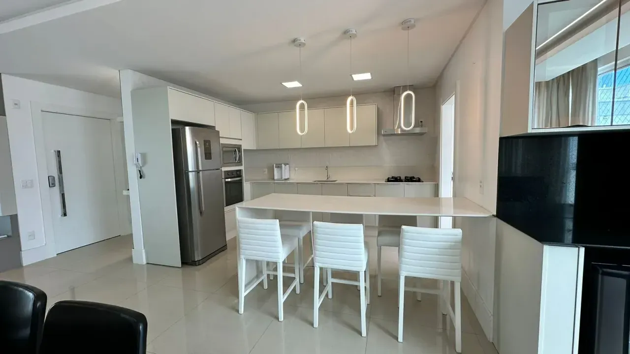 Apartamento no Edifício San Carlo Residence com 3 suítes em Balneário Camboriú
