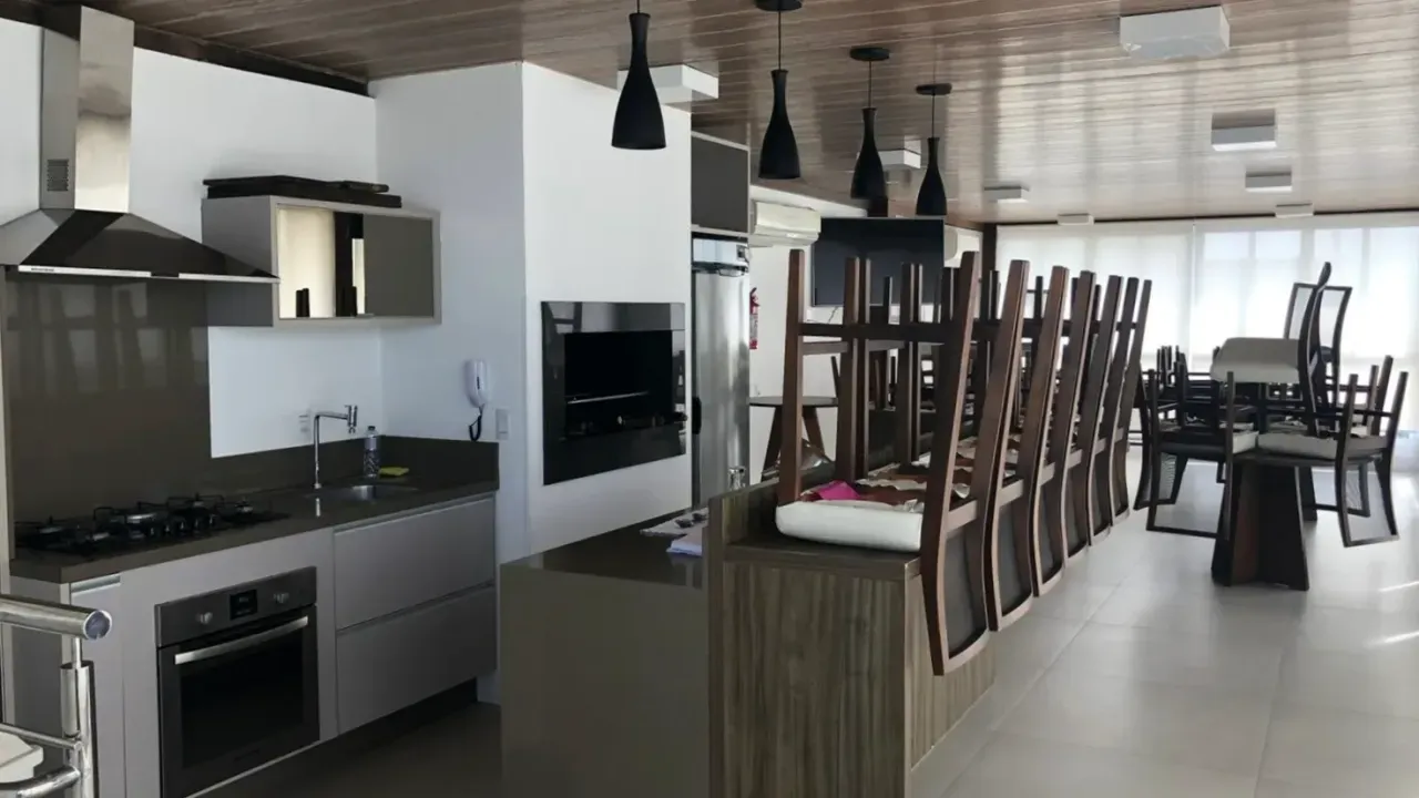 Apartamento no Edifício Austral com 3 dormitórios em Balneário Camboriú