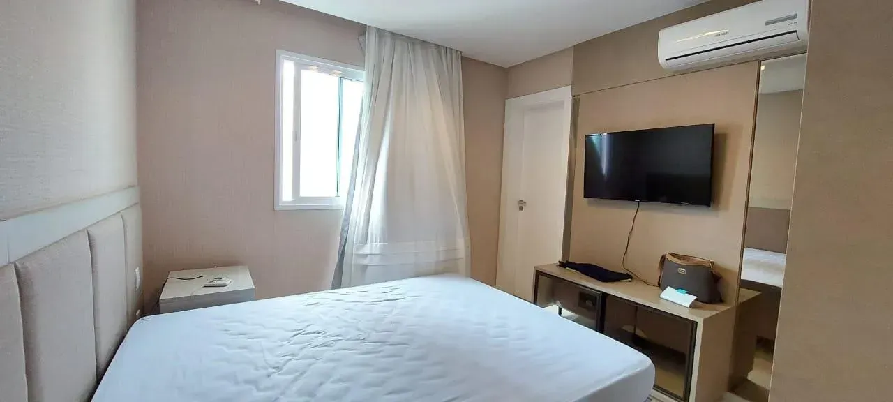 Apartamento Pronto para morar! Com 3 suítes e 2 vagas no Centro de Balneário Camboriú — foto 2
