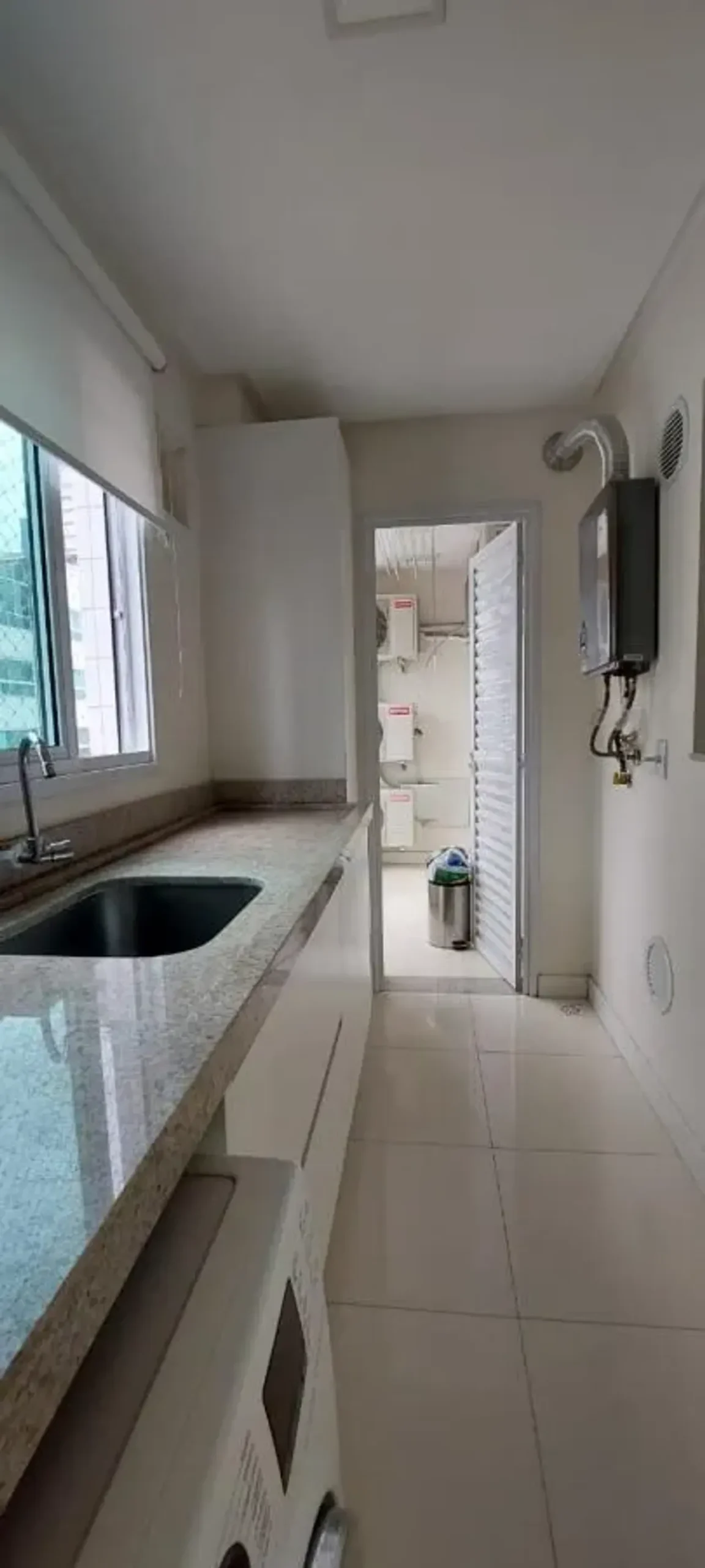Apartamento Pronto para morar! Com 3 suítes e 2 vagas no Centro de Balneário Camboriú — foto 15