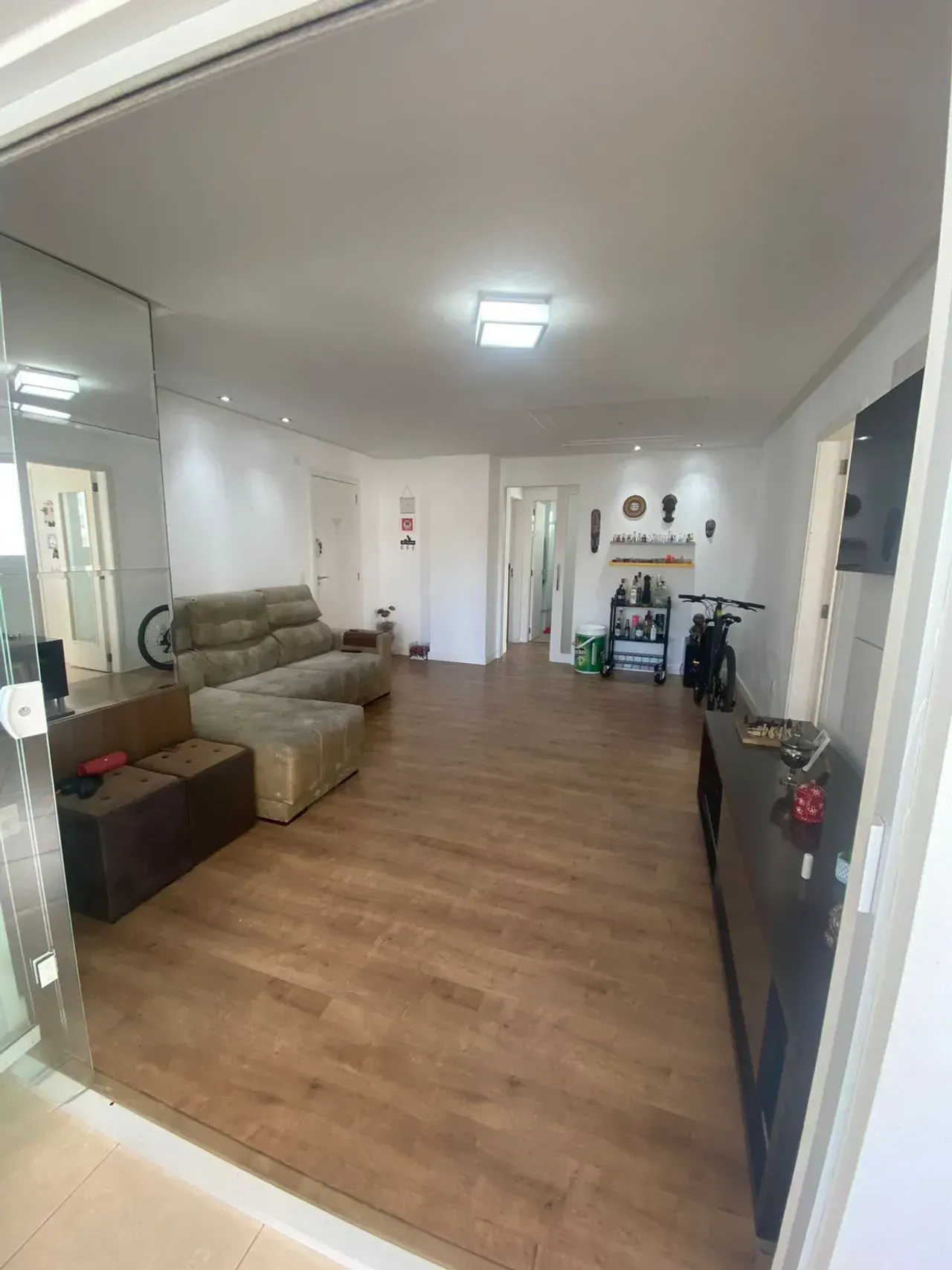 Apartamento com 2 dormitórios sendo 1 suite! Proximo a Av. Brasil, Pontal Norte em Balneário Camboriú — foto 27