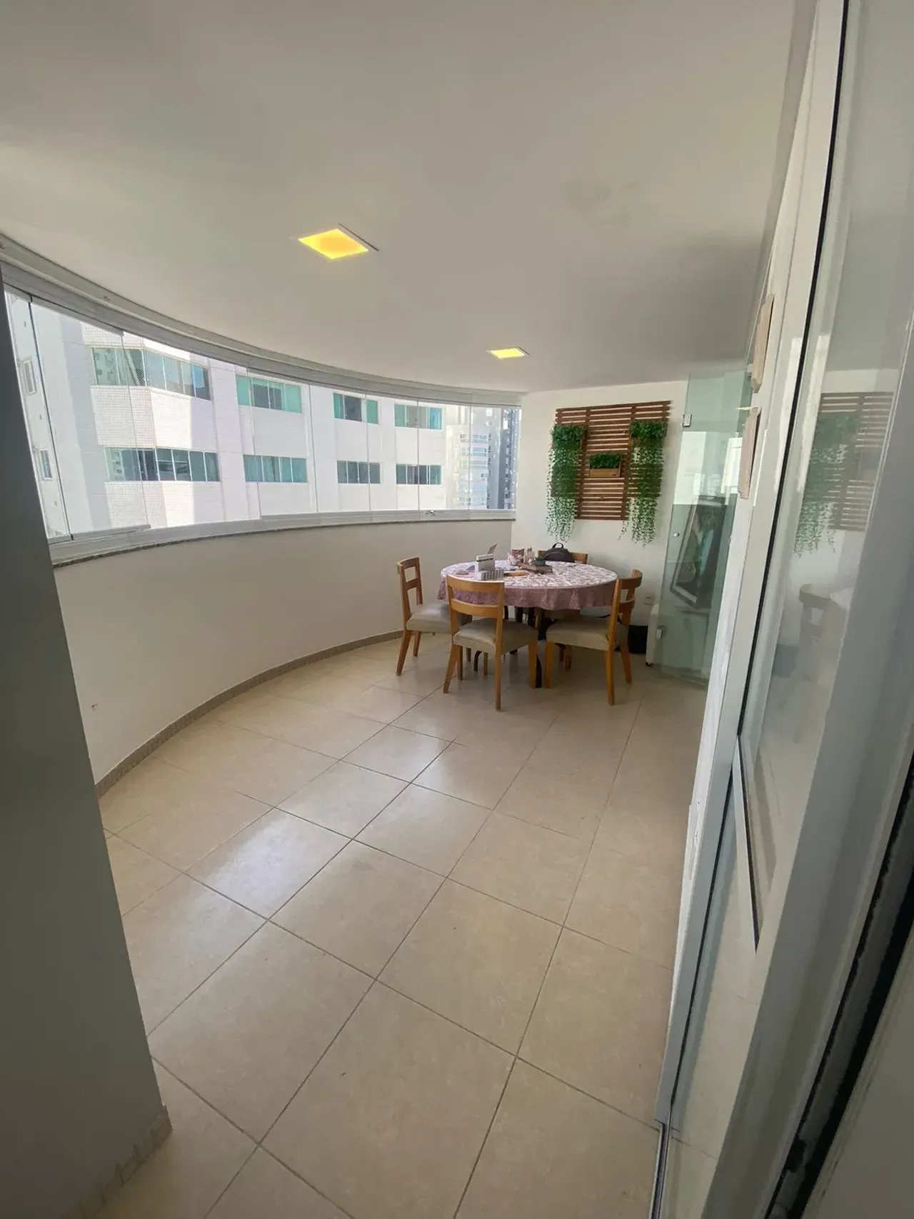 Apartamento com 2 dormitórios sendo 1 suite! Proximo a Av. Brasil, Pontal Norte em Balneário Camboriú — foto 35
