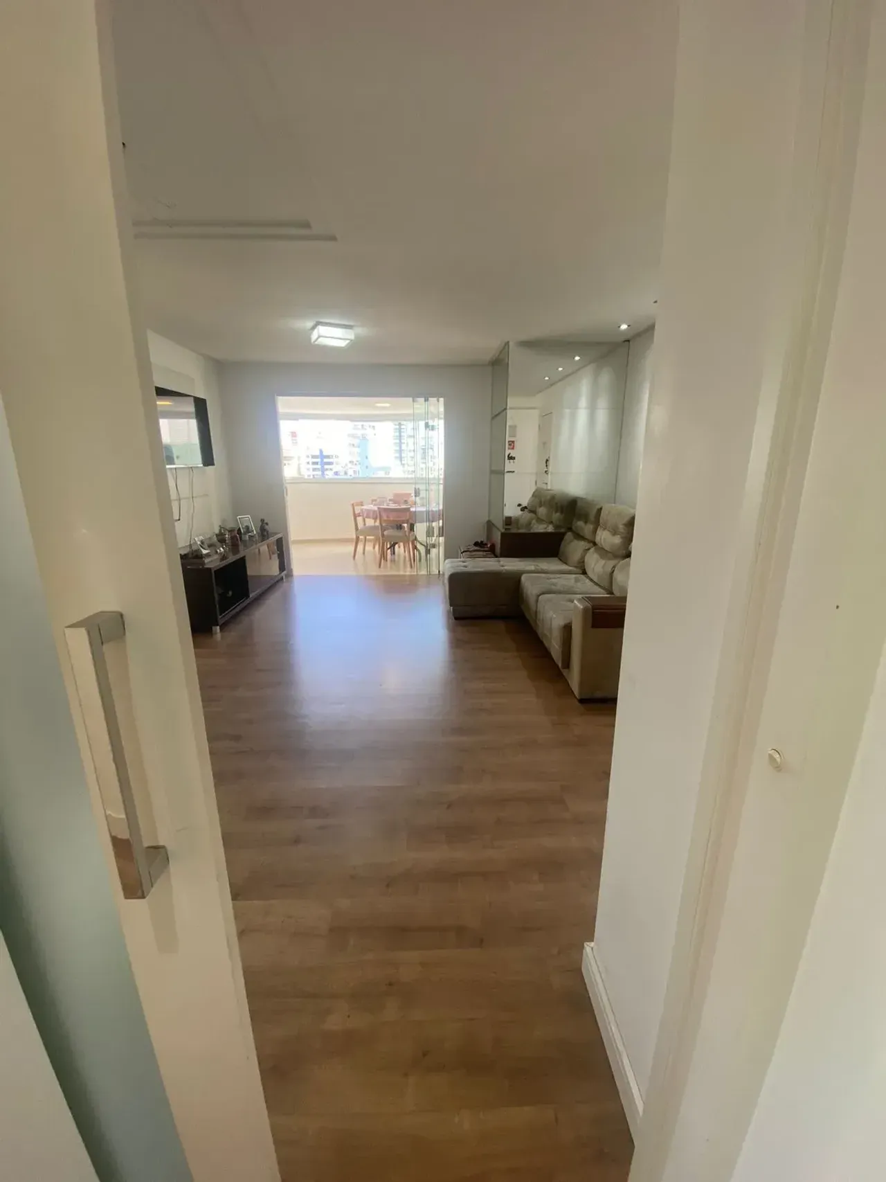 Apartamento com 2 dormitórios sendo 1 suite! Proximo a Av. Brasil, Pontal Norte em Balneário Camboriú — foto 38