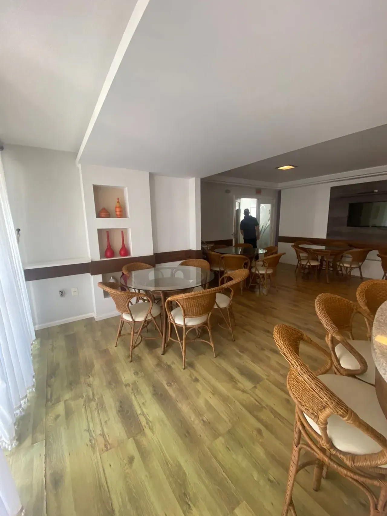 Apartamento com 2 dormitórios sendo 1 suite! Proximo a Av. Brasil, Pontal Norte em Balneário Camboriú — foto 43