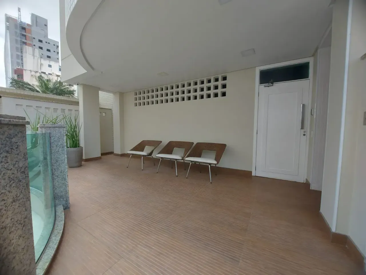Apartamento com 2 dormitórios sendo 1 suite! Proximo a Av. Brasil, Pontal Norte em Balneário Camboriú — foto 44