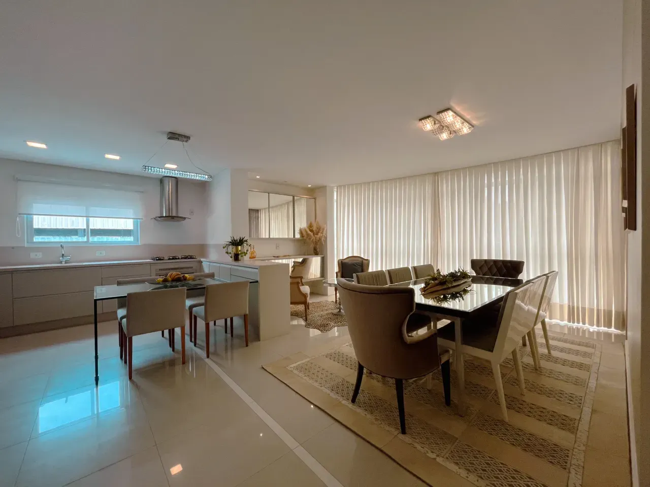 Apartamento de alto padrão pronto para morar com 3 suítes  3 vagas no Centro de Balneário Camboriú — foto 8