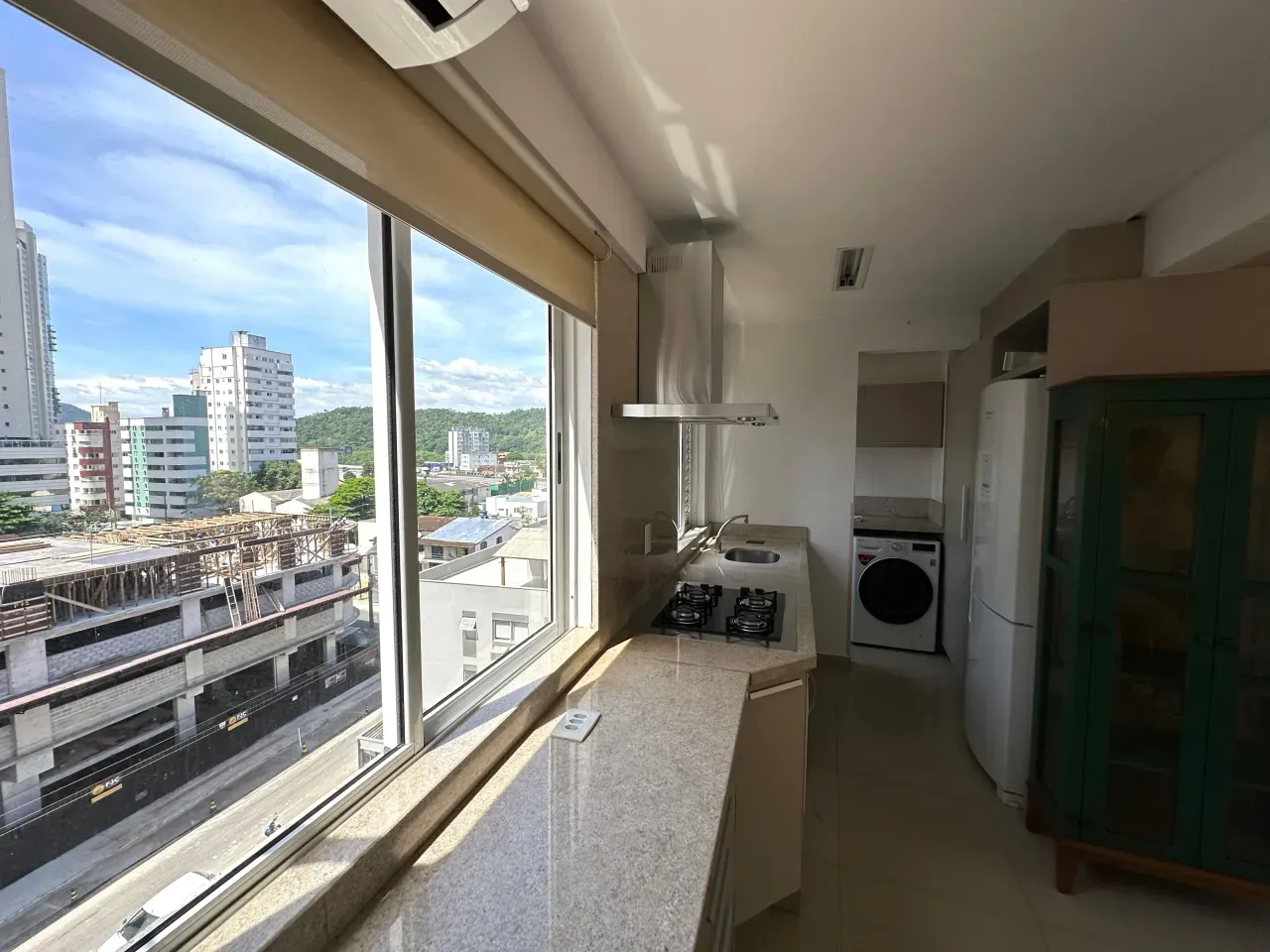 Apartamento com 3 dormitórios sendo 1 suíte e 1 vagade garagem na Barra Sul em Balneário Camboriú — foto 5