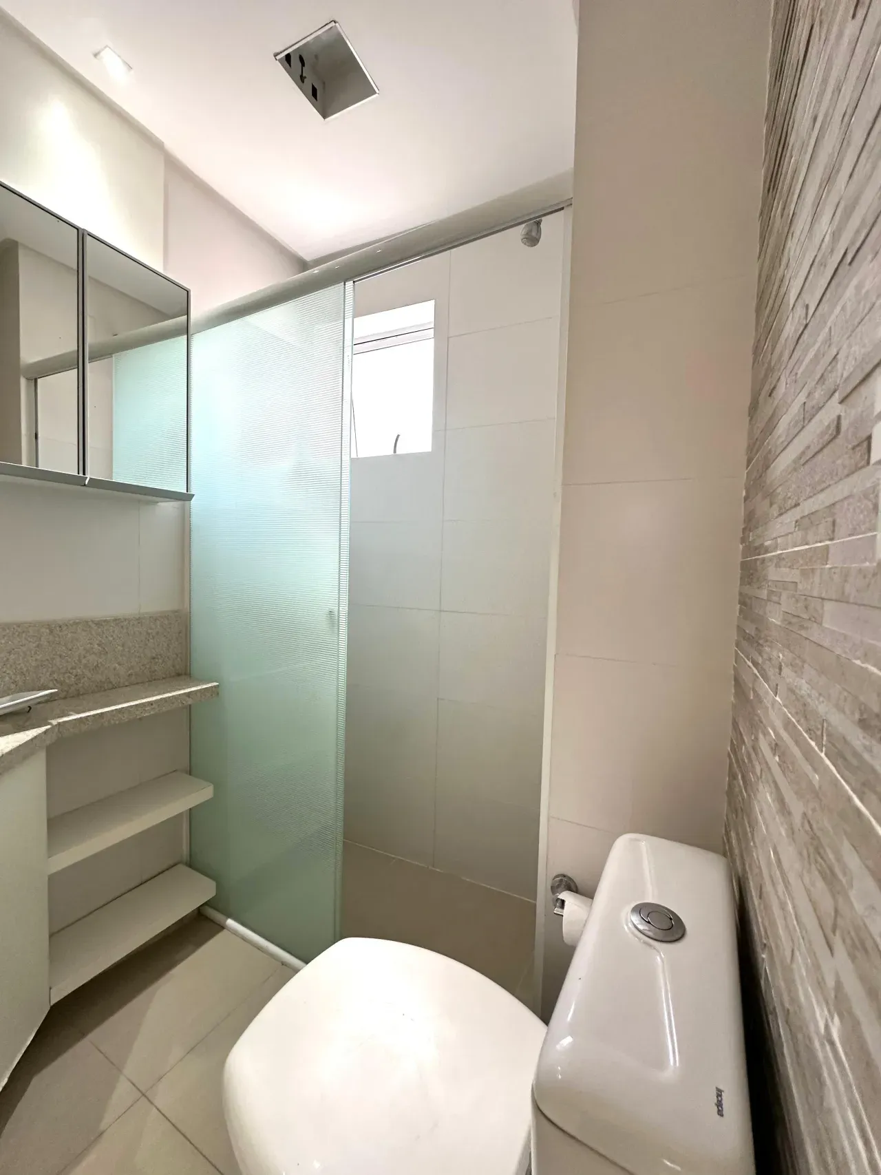 Apartamento com 3 dormitórios sendo 1 suíte e 1 vagade garagem na Barra Sul em Balneário Camboriú — foto 8