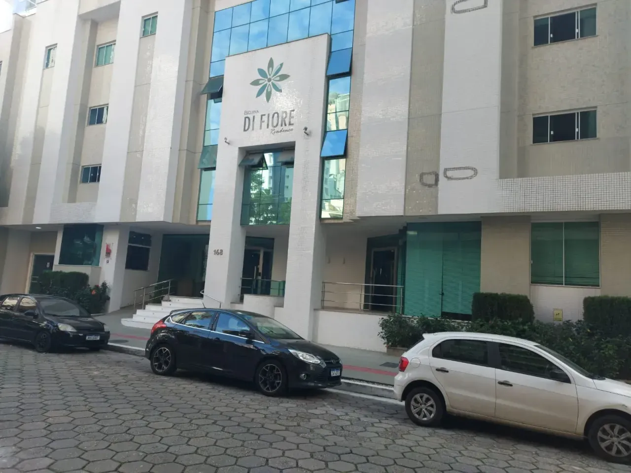 Apartamento no Esquina Di Fiore com 3 dormitórios em Balneário Camboriú — foto 3