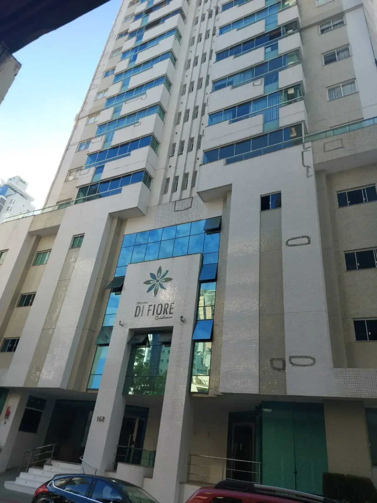 Apartamento no Esquina Di Fiore com 3 dormitórios em Balneário Camboriú — foto 4