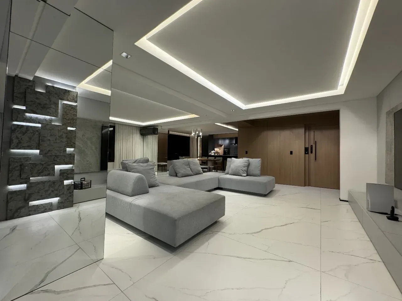 Apartamento de Alto Padrão com 3 suítes na Barra Sul em Balneário Camboriú — foto 19