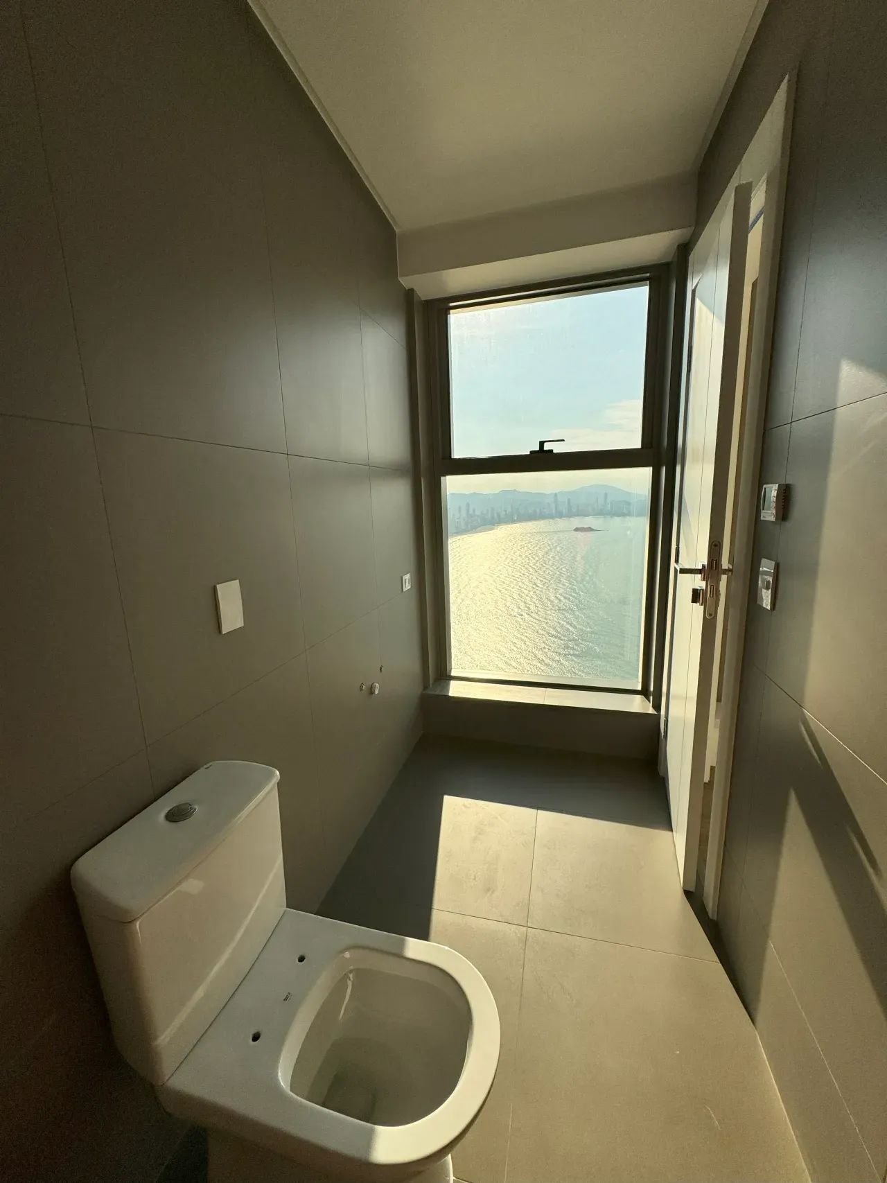 Apartamento com 4 suítes e  3 vagas de garagem no Centro em Balneário Camboriú — foto 13