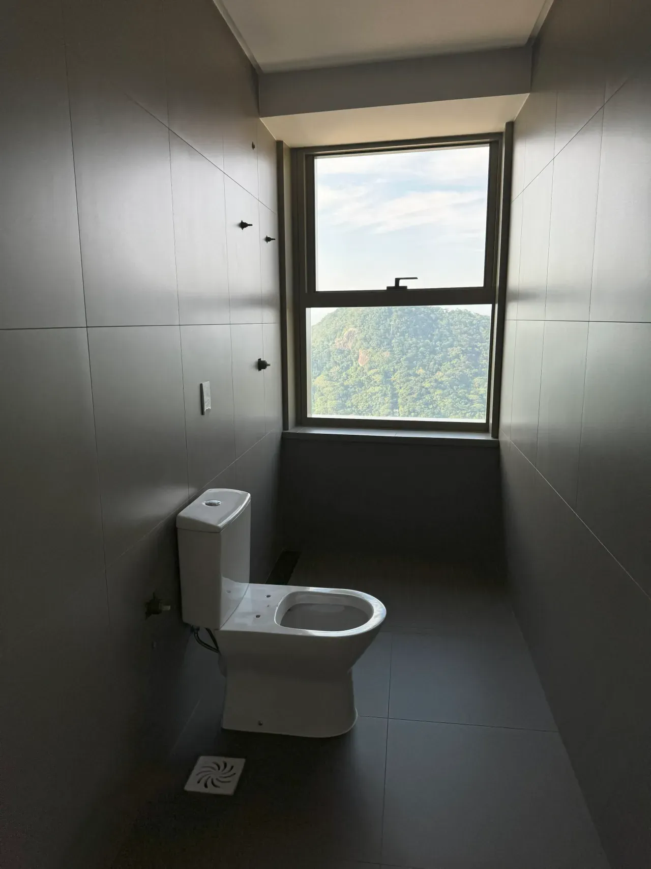 Apartamento com 4 suítes e  3 vagas de garagem no Centro em Balneário Camboriú — foto 9