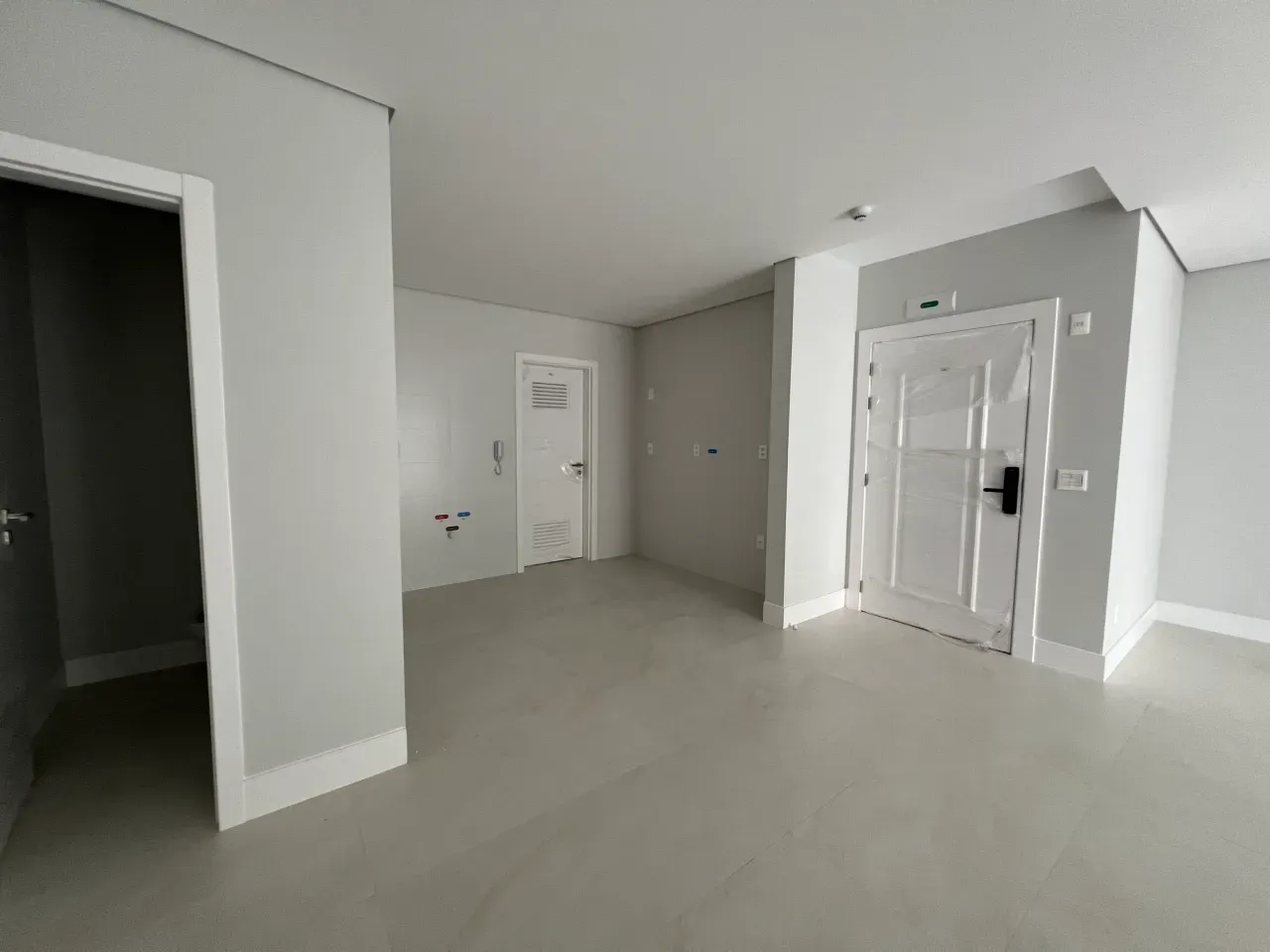 Apartamento NOVO Alto Padrão no Centro de Balneário Camboriú — foto 4