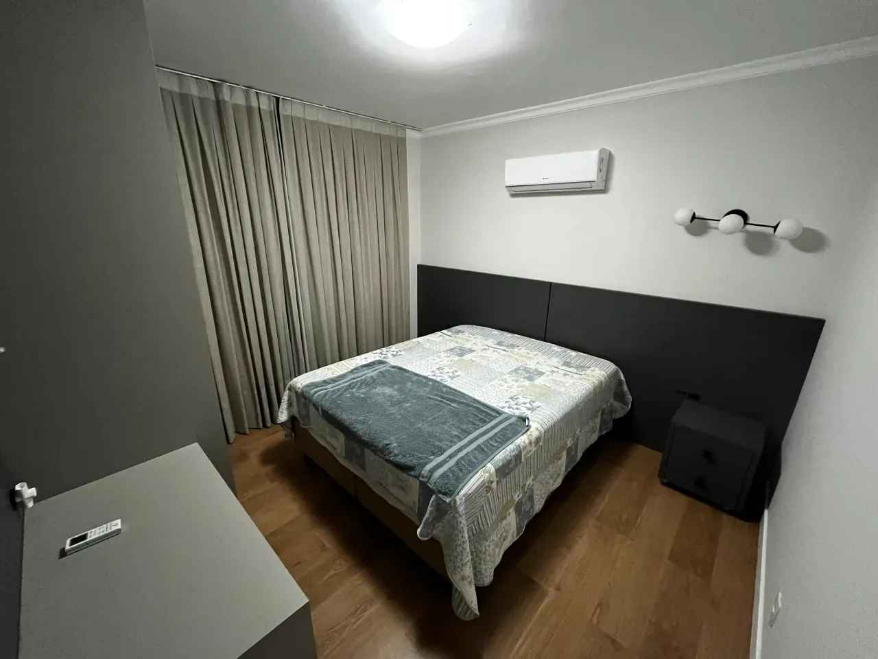 Apartamento com 4 dormitórios sendo 1 suíte e 2 vagas no Centro de Balneário Camboriú — foto 10