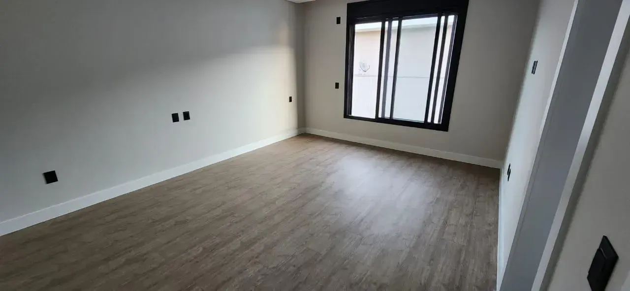 Casa em Condomínio Horizontal na Praia Brava em Itajaí