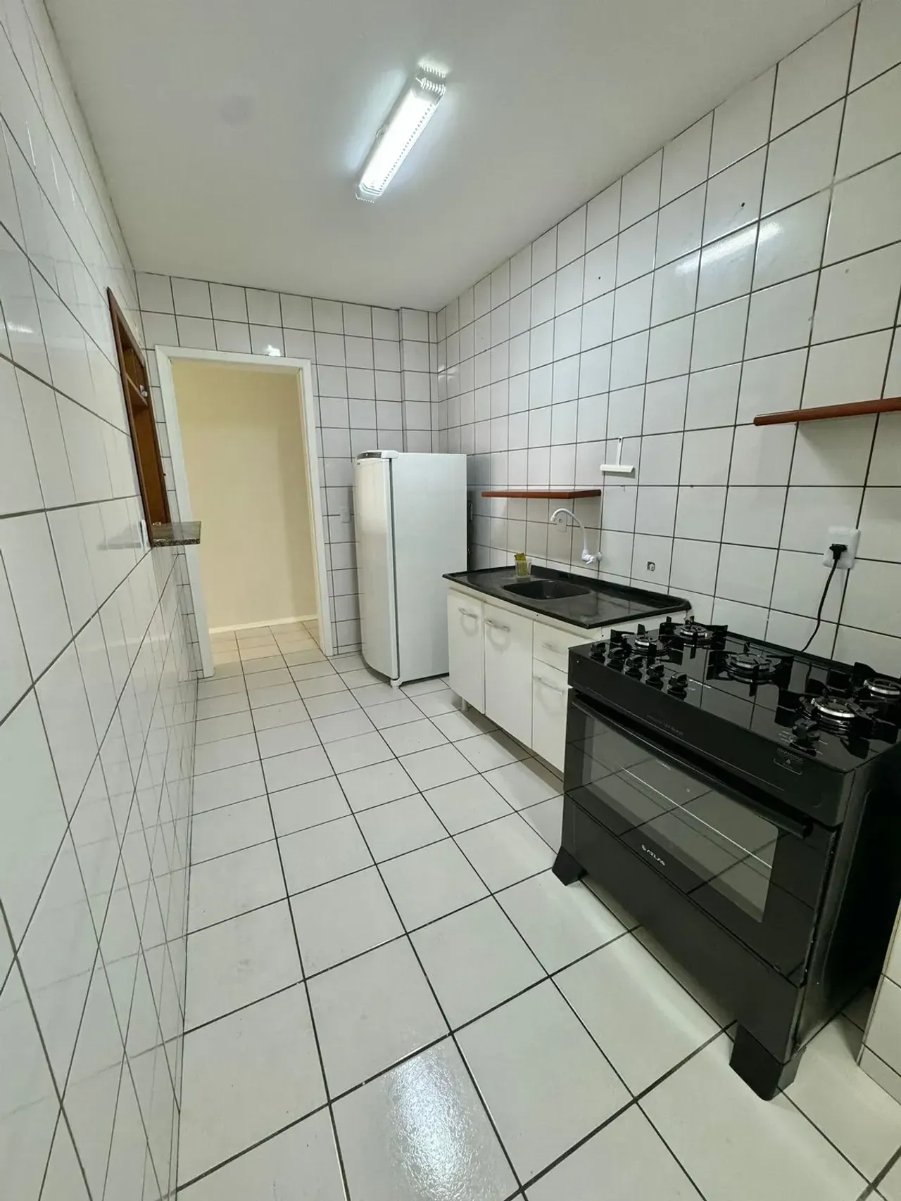 Apartamento com 2 dormitórios sendo 1 suíte e 1 vaga privativa nas Nações em Balneário Camboriú — foto 4