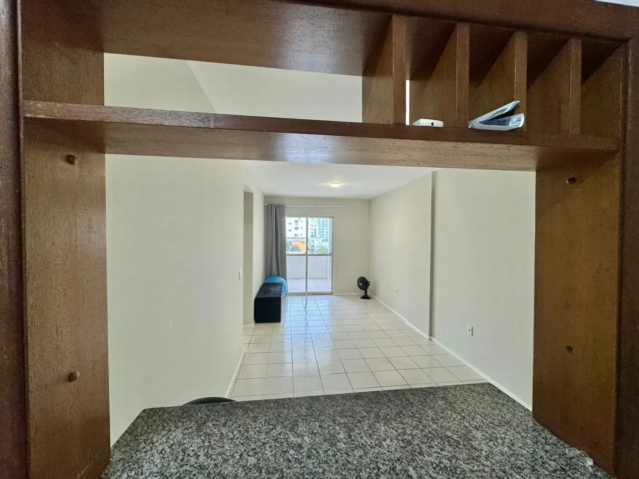 Apartamento com 2 dormitórios sendo 1 suíte e 1 vaga privativa nas Nações em Balneário Camboriú — foto 5