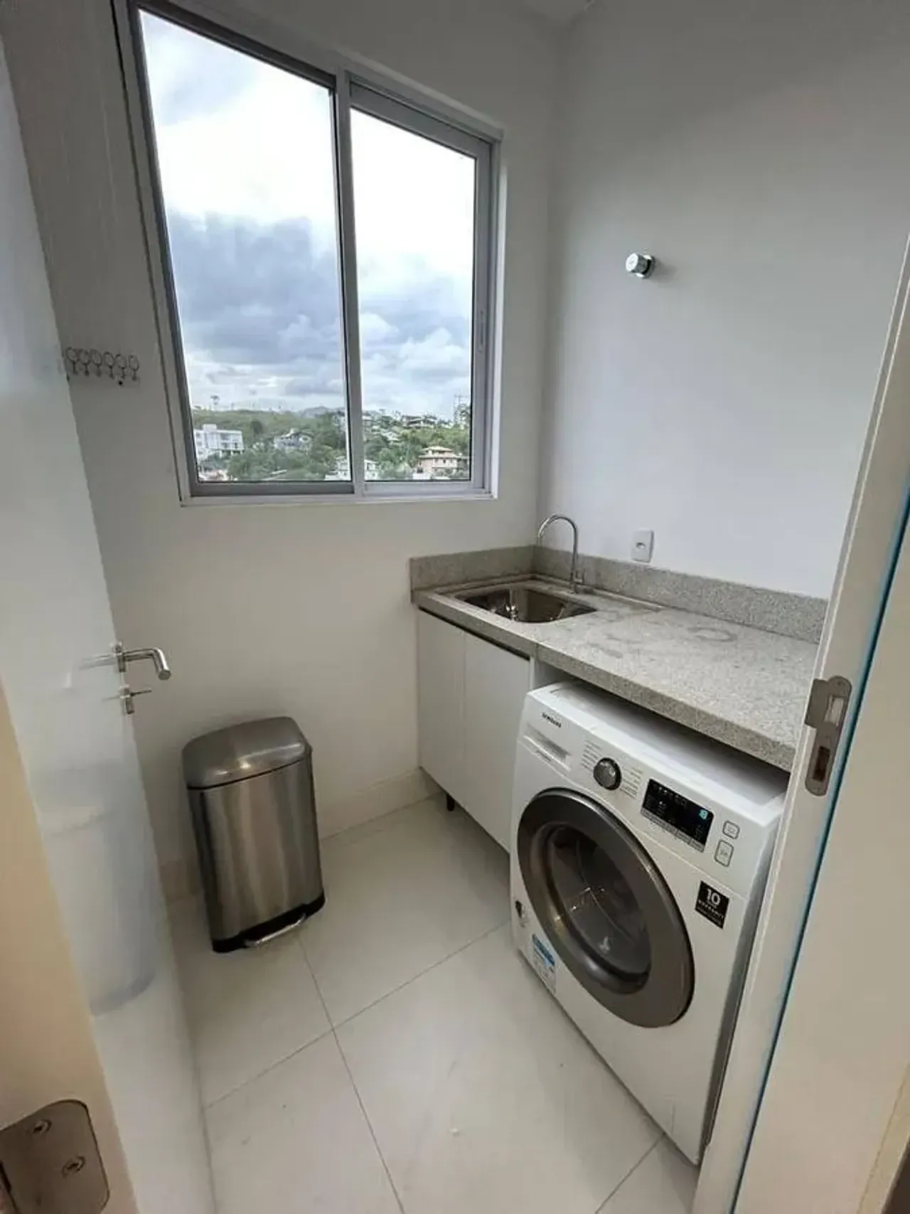 Apartamento no Edifício Heliconia na Praia Brava em Itajaí — foto 3