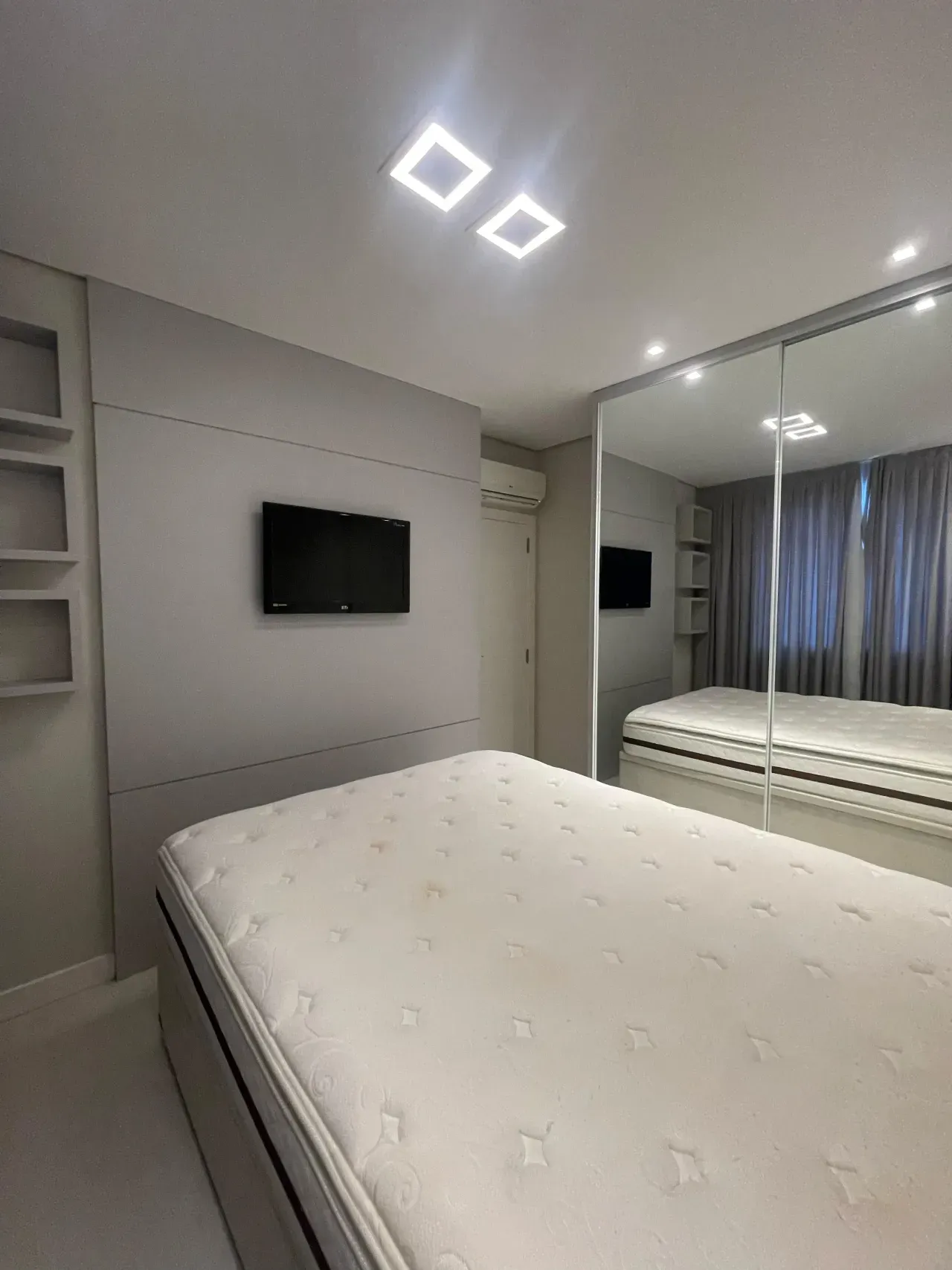 Cobertura Duplex com 3 dormitórios sendo 1 suíte e 4 vagas privativa no Centro em Balneário Camboriú — foto 8