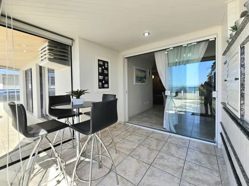 Apartamento frente mar mobiliado com 2 suítes e 2 vagas de garagem em Balneário Camboriú — foto 25