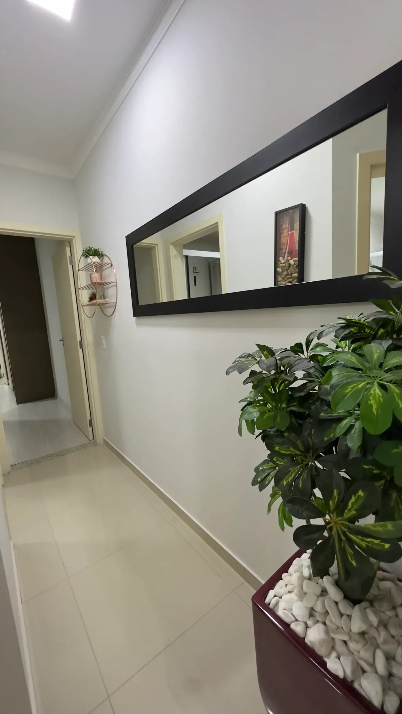 Apartamento com 2 dormitórios sendo 1 suíte e 1 vaga no Bairro São Francisco de Assis em Camboriú — foto 15