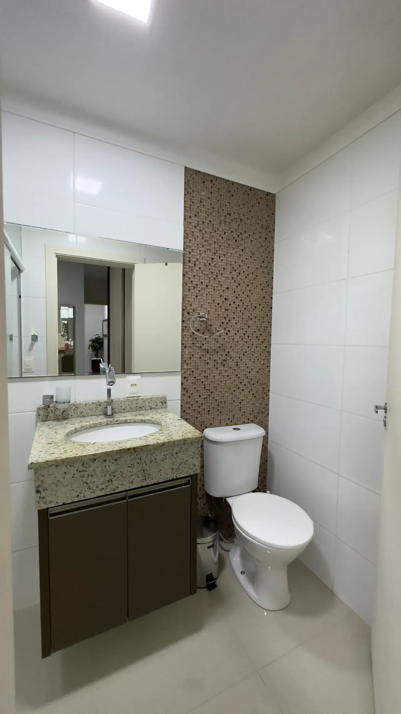 Apartamento com 2 dormitórios sendo 1 suíte e 1 vaga no Bairro São Francisco de Assis em Camboriú — foto 21