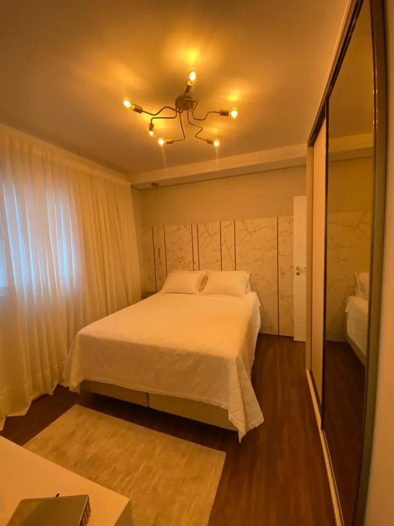 Apartamento Mobiliado Frente Mar com 3 suítes e 3 vagas na Barra Sul em Balneário Camboriú — foto 3