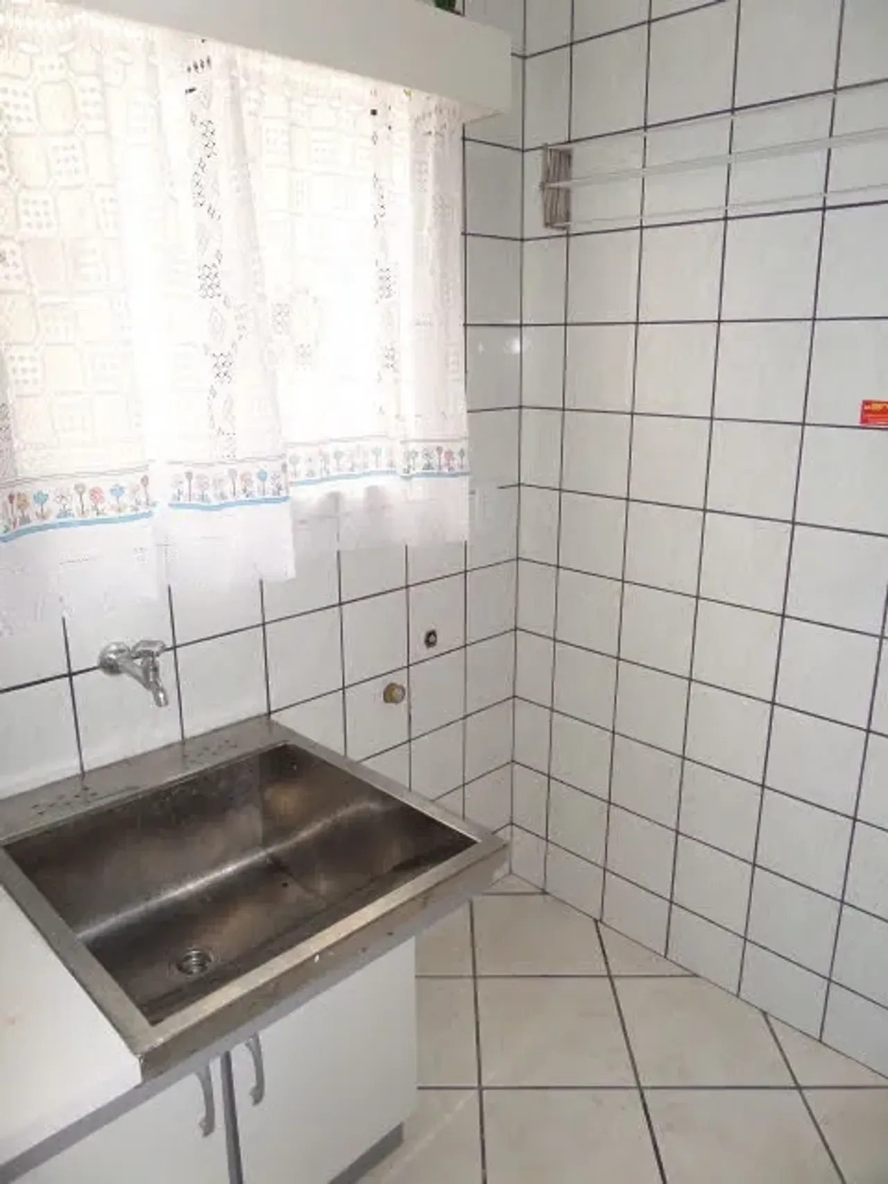 Apartamento com 3 dormitórios sendo 1 suíte e 1 vaga de garagem no Centro de Balneário Camboriú — foto 23
