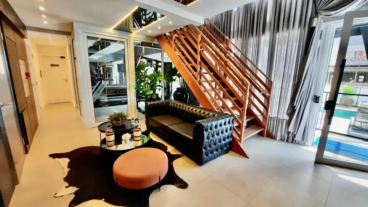Apartamento com 3 dormitórios sendo 1 suíte e 2 vagas de garagem na Praia Brava em Itajaí — foto 11