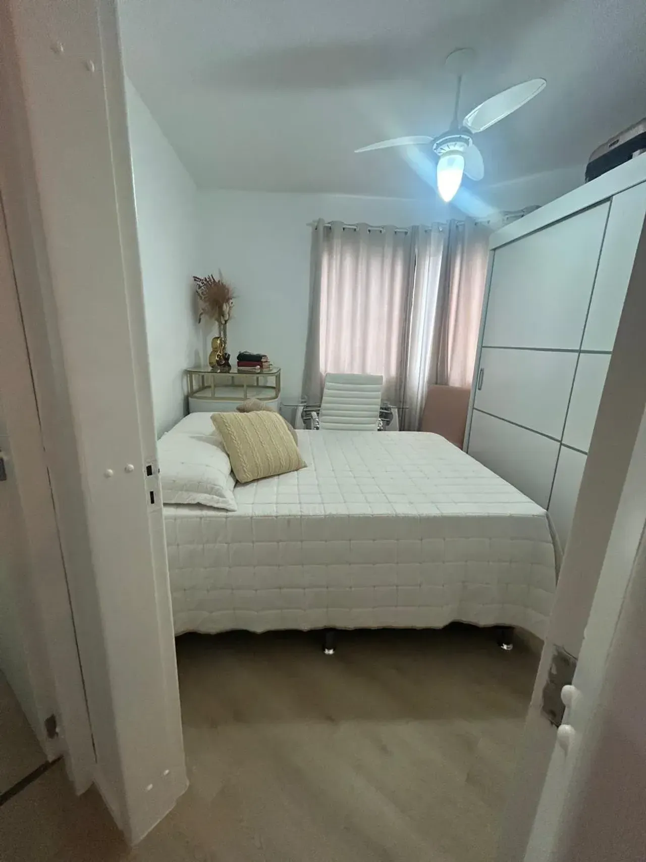 Apartamento de 2 dormitórios sendo uma súite e 1 vaga de garagem - Centro — foto 10