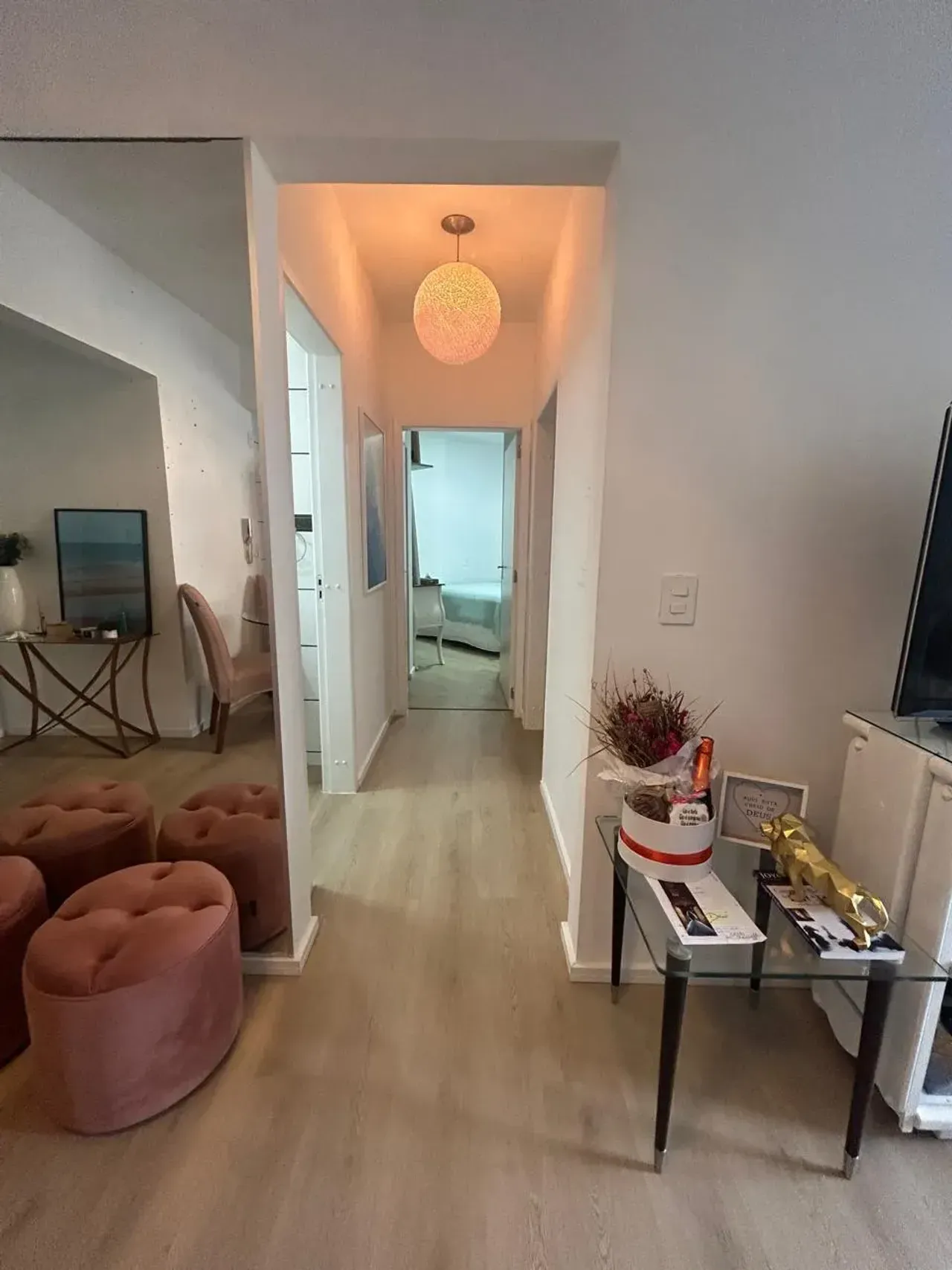 Apartamento de 2 dormitórios sendo uma súite e 1 vaga de garagem - Centro — foto 15