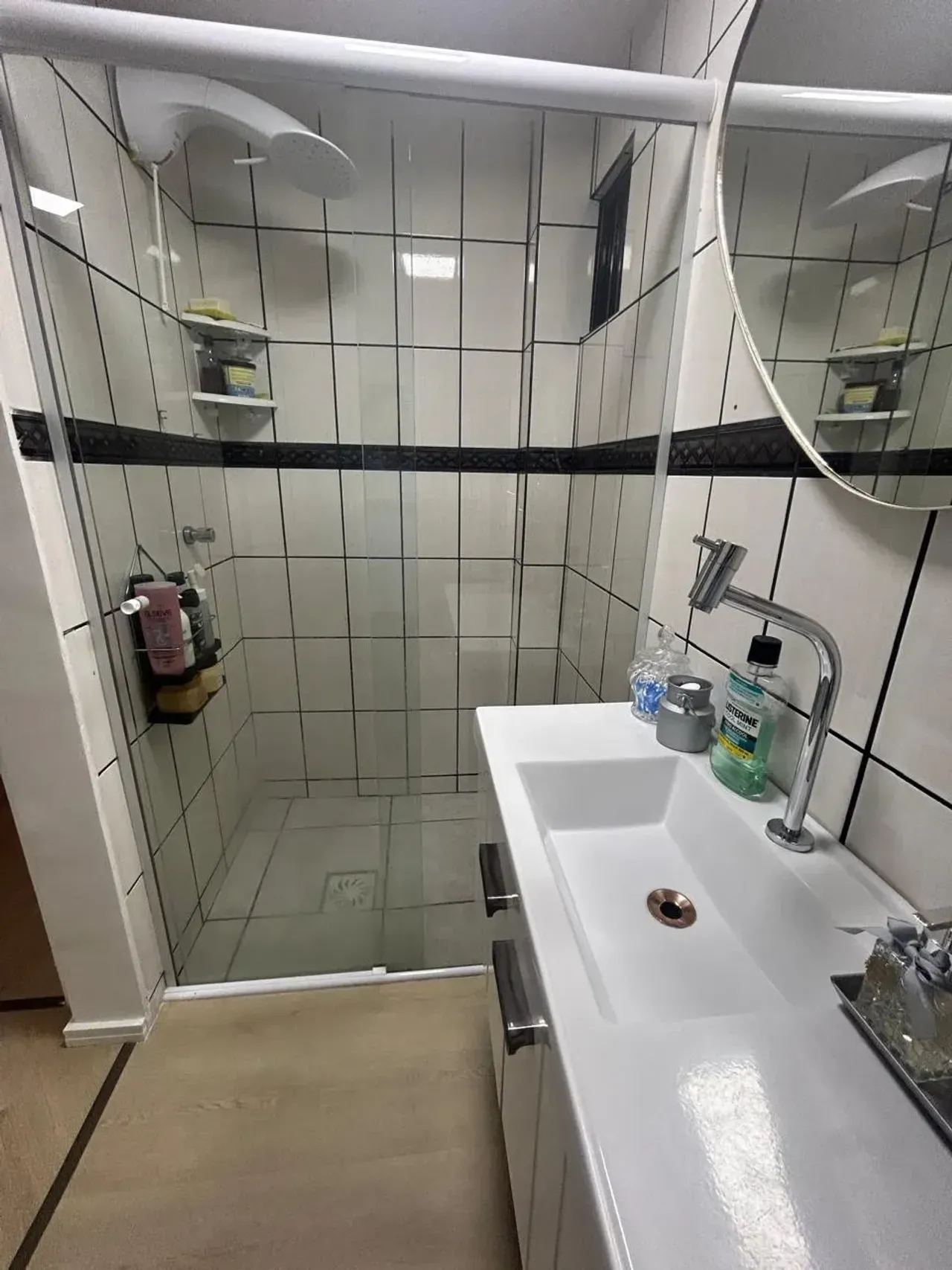 Apartamento de 2 dormitórios sendo uma súite e 1 vaga de garagem - Centro — foto 6