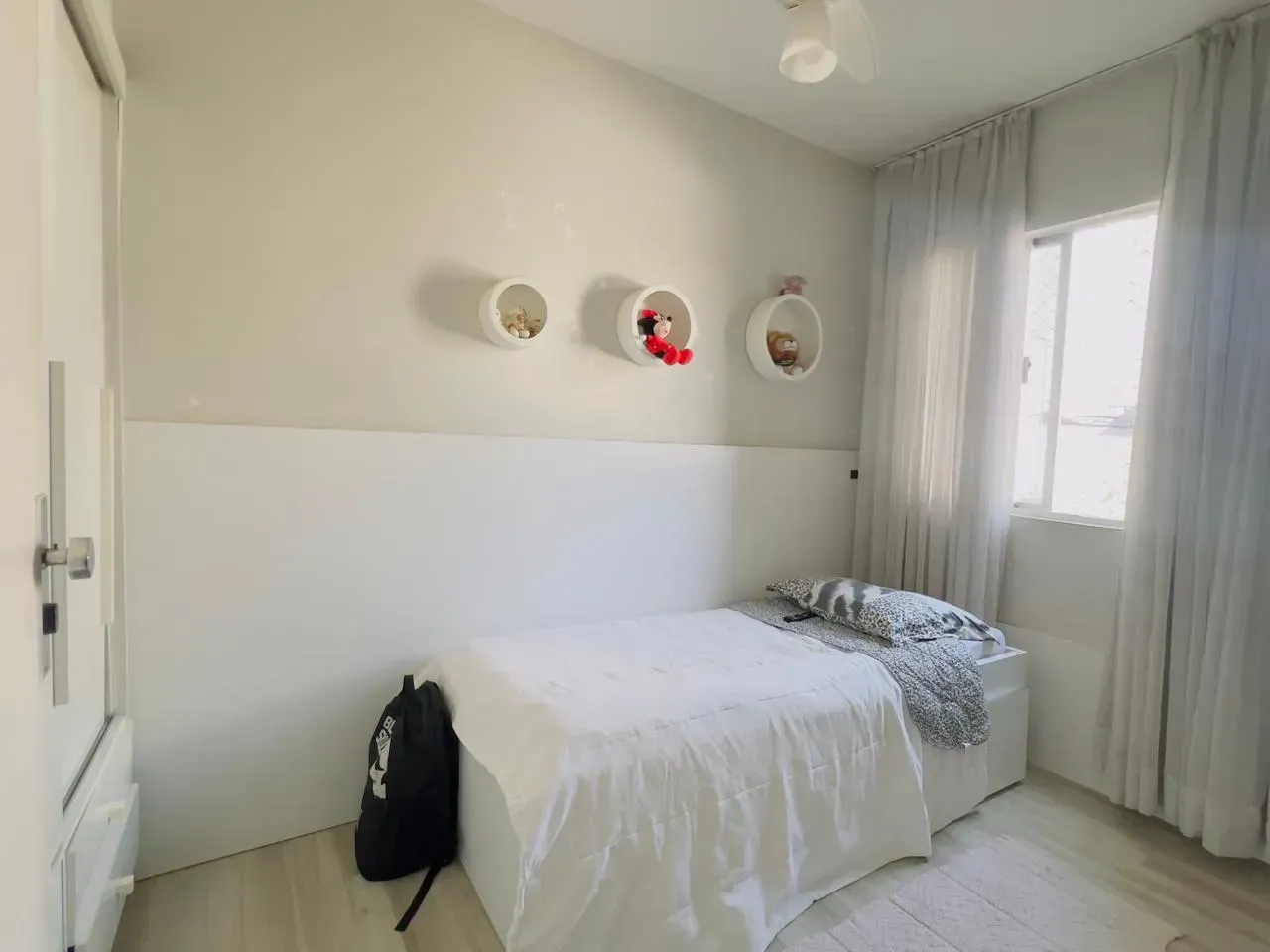 Apartamento mobiliado com 2 dormitórios e 1 vaga no Centro de Balneário Camboriú — foto 2