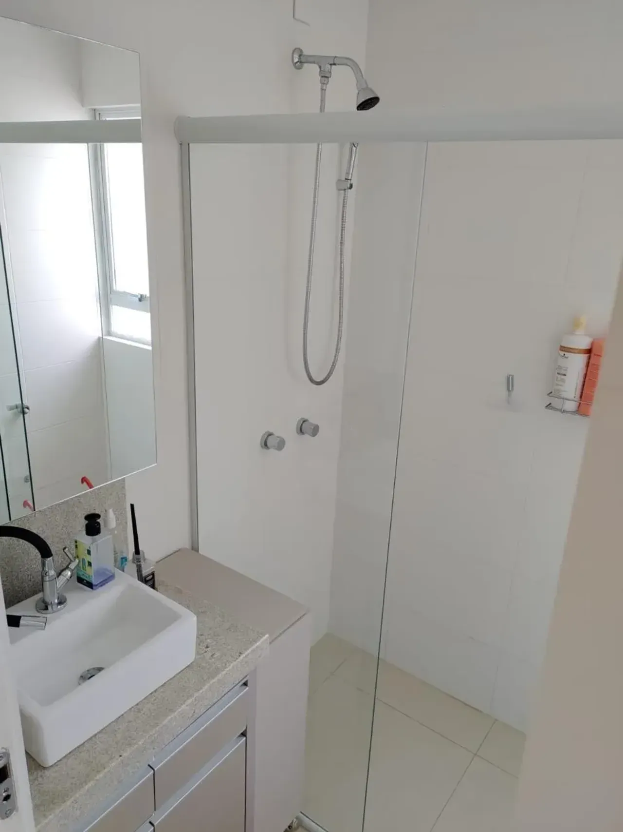 Apartamento no Edifício Cadillac com 3 dormitórios em Balneário Camboriú — foto 30