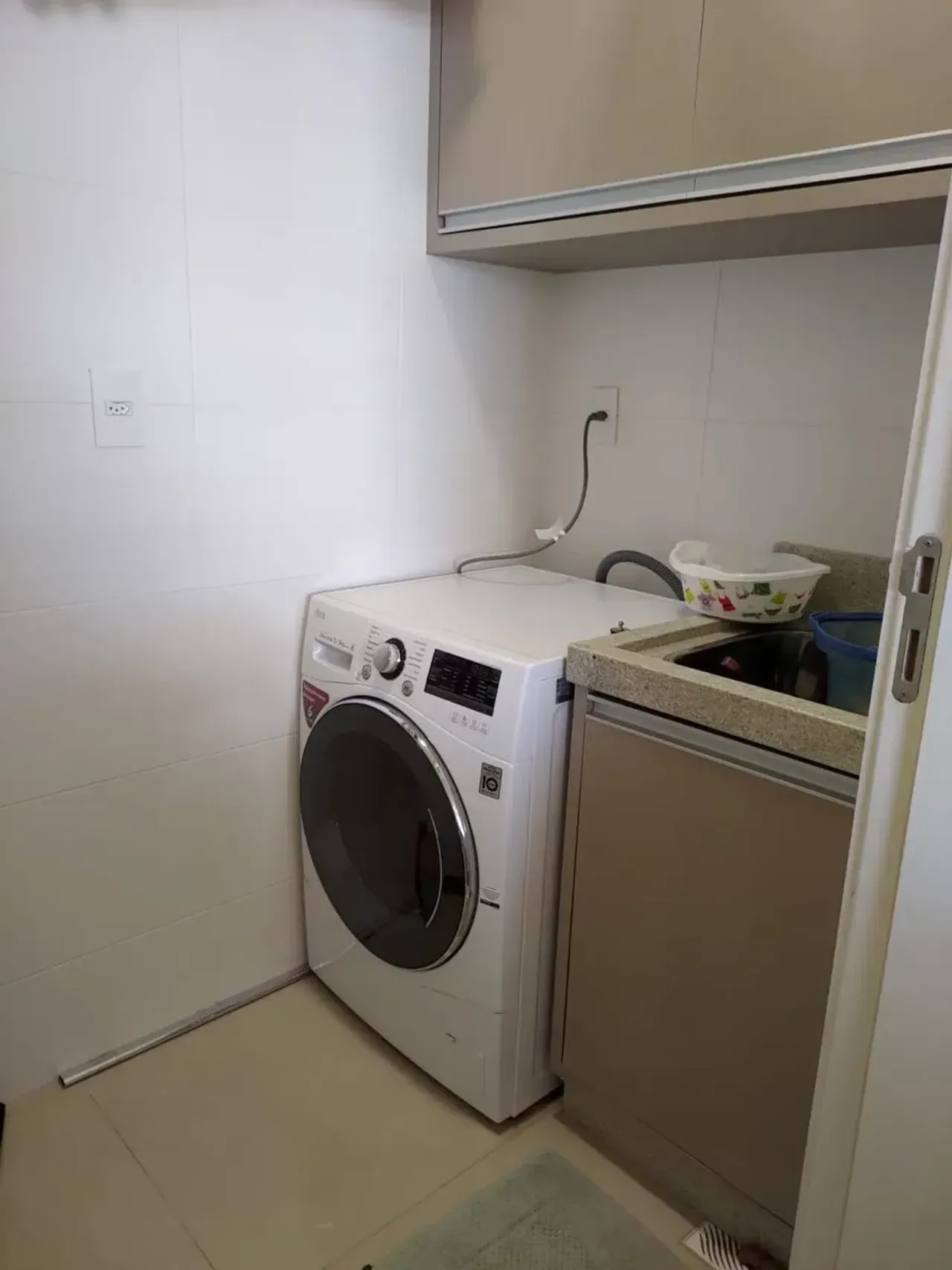 Apartamento no Edifício Cadillac com 3 dormitórios em Balneário Camboriú — foto 21