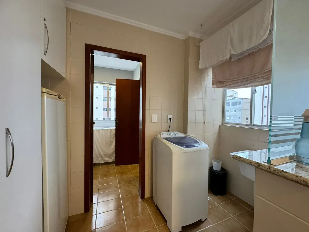 Apartamento no Edifício Veneza com 2 dormitórios em Balneário Camboriú — foto 11
