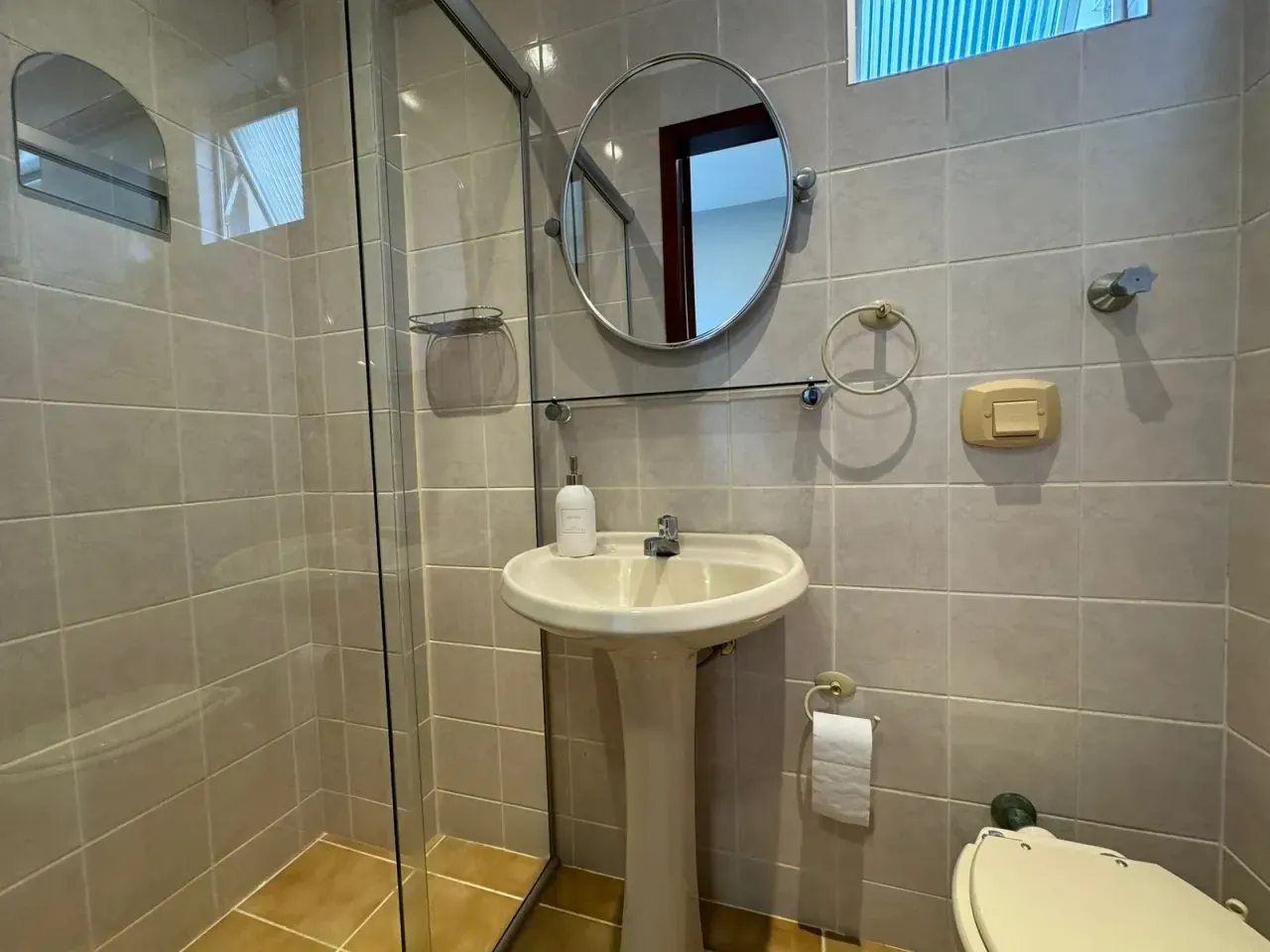 Apartamento no Edifício Veneza com 2 dormitórios em Balneário Camboriú — foto 14