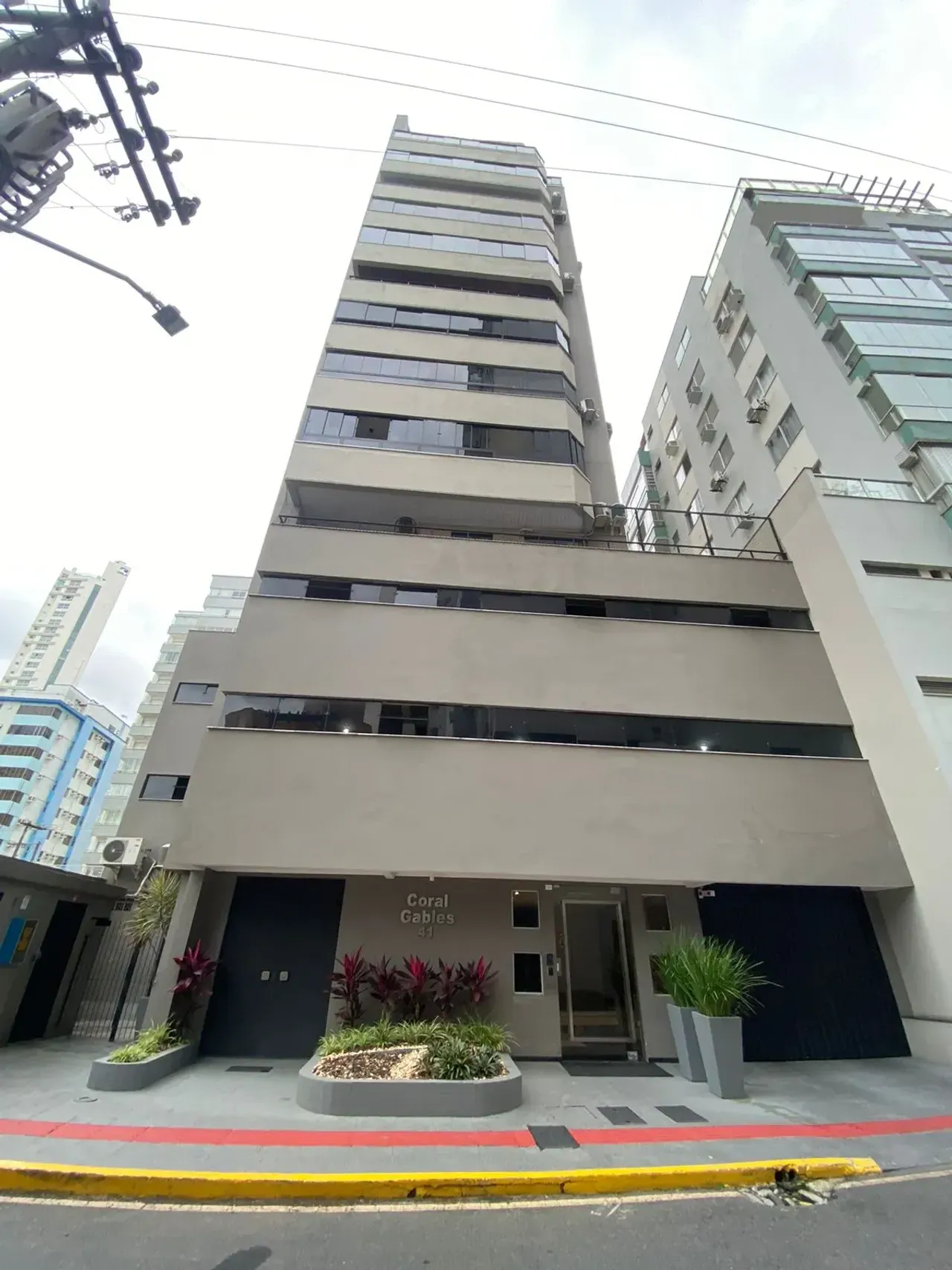 Excelente apartamento vista mar! Com 3 dormitórios sendo 1 suíte no Centro de Balneário Camboriú — foto 19