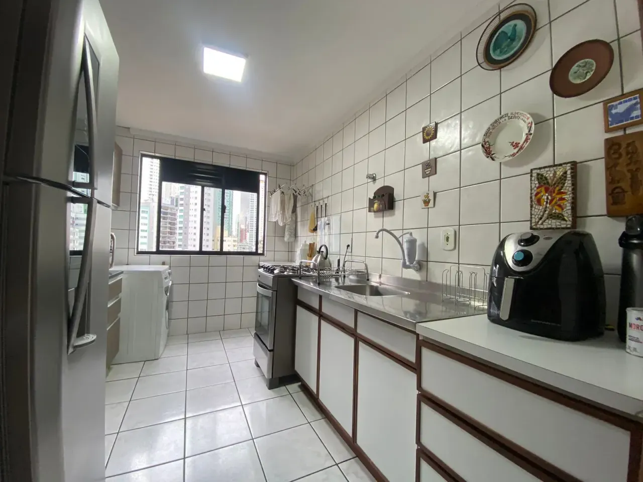 Excelente apartamento vista mar! Com 3 dormitórios sendo 1 suíte no Centro de Balneário Camboriú — foto 9