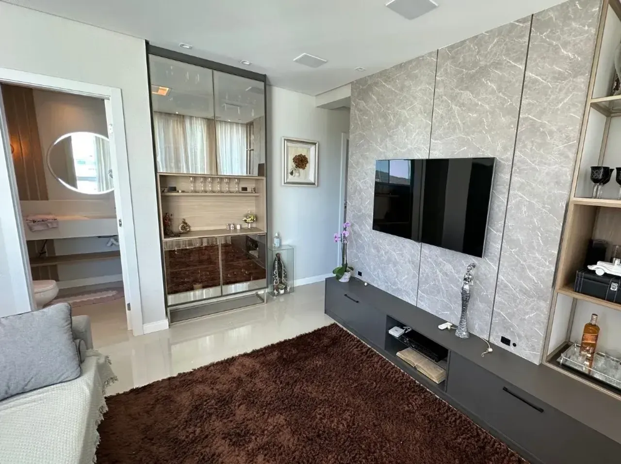 Apartamento vista mar! Com 3 suítes e 2 vagas no Centro de Balneário Camboriú — foto 18