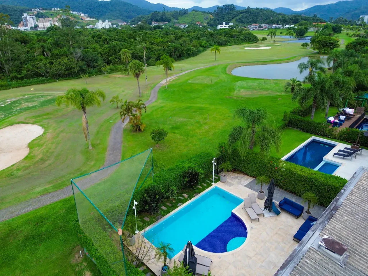 Casa no Reserva Camboriú Yacht e Golf com 5 dormitórios no Centro de Camboriú — foto 3